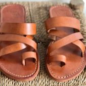 Handmade Moroccan Brown Leather Sandals – Toe Loop Cross Strap Slides Women